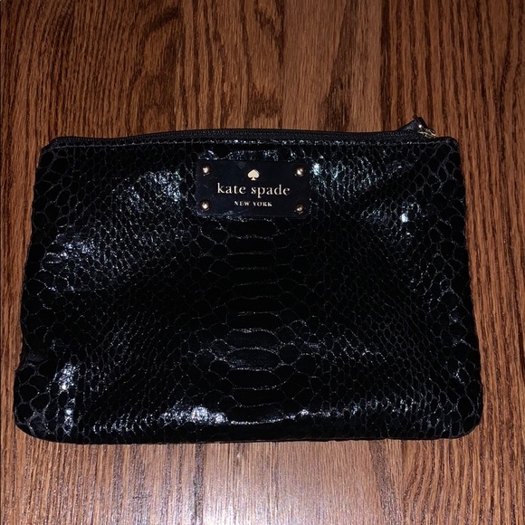 kate spade Handbags - Kate Spade Cosmetic Pouch
